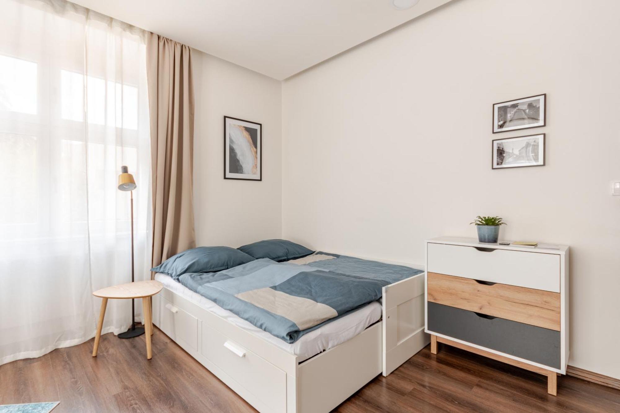 Charm Deco Near Old Town, All-friendly Apartamento *