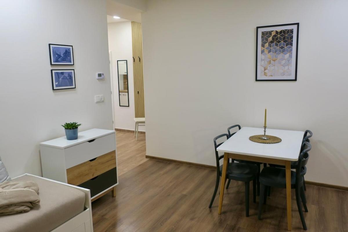 Apartamento Charm Deco Near Old Town, All-friendly *