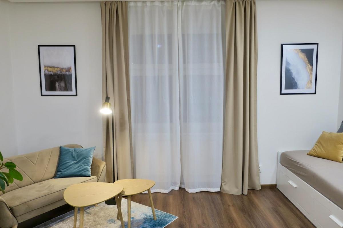 Apartamento Charm Deco Near Old Town, All-friendly